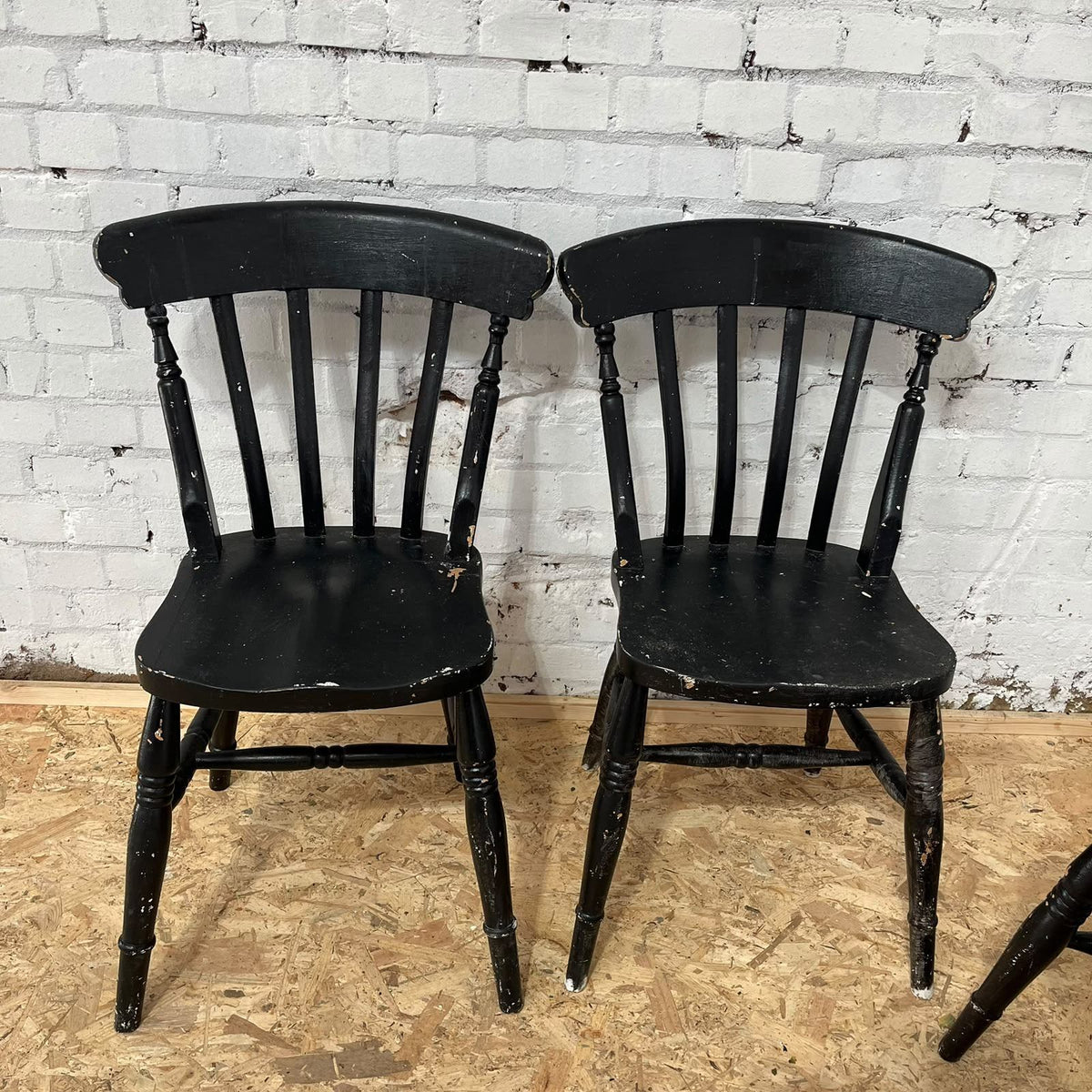 4 Rustic Painted Farmhouse Chairs Black Shabby Chic Dining Or Kitchen