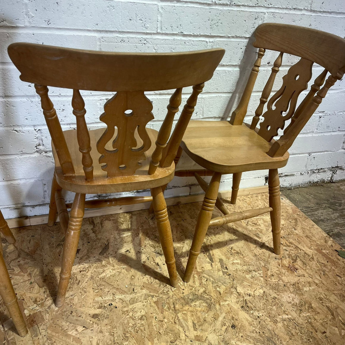 4 Beech Farmhouse Kitchen Chairs Turned Legs Scrolled Backs