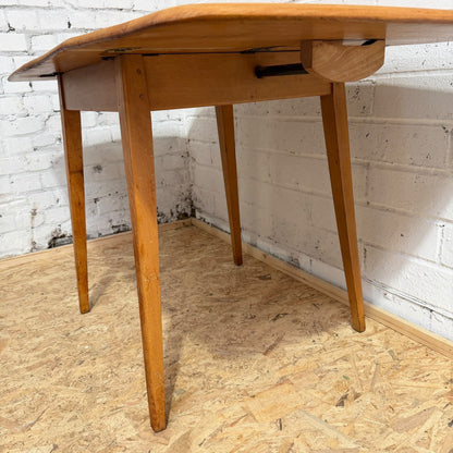 Vintage Ercol Model 492 Dropleaf Gateleg Dining Kitchen Table Seats 2-6
