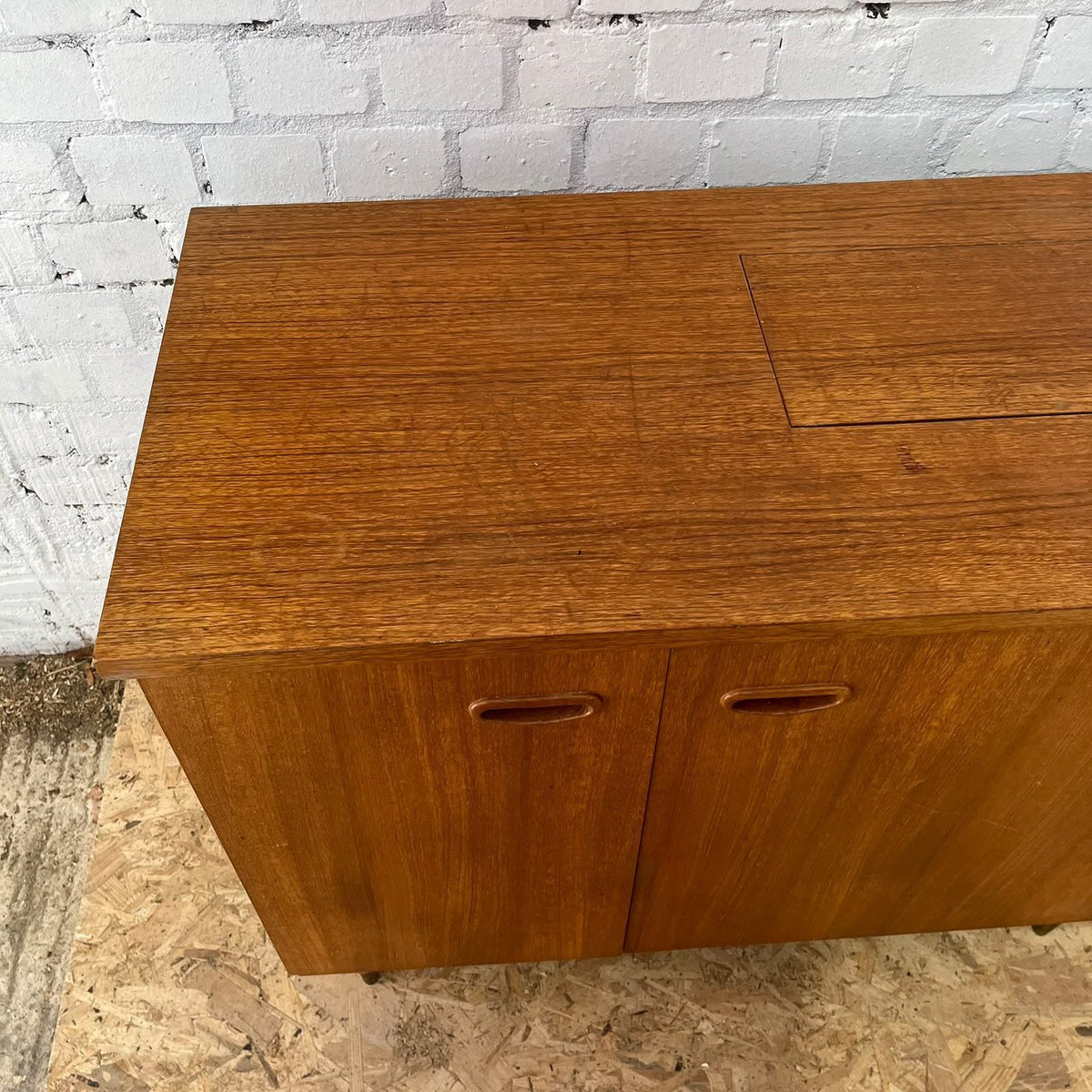 Mid Century Teak 2 Door Cabinet Tapered Legs Sewing Machine Housing Drawers