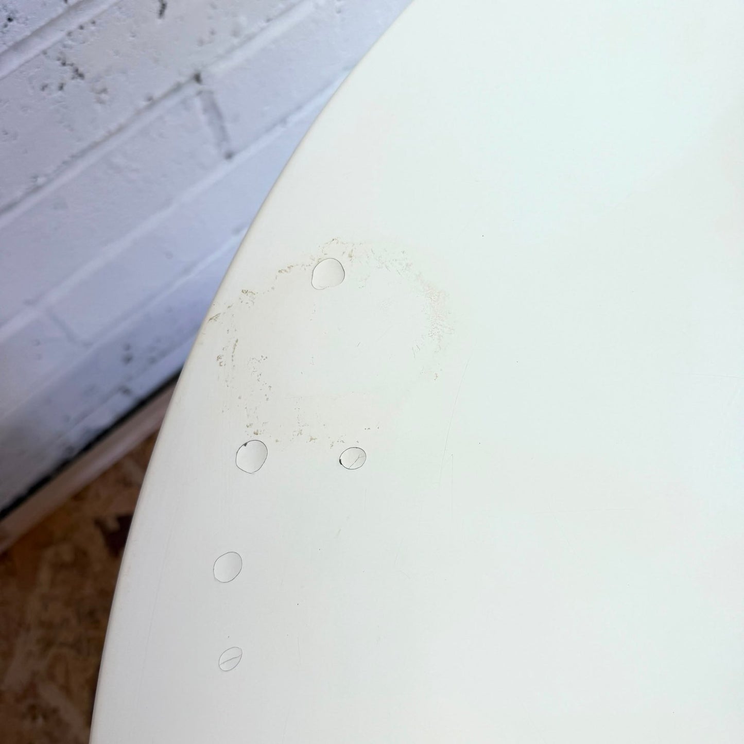 Vintage Retro White Fibre Glass Topped Table Metal Star Base Seat 4