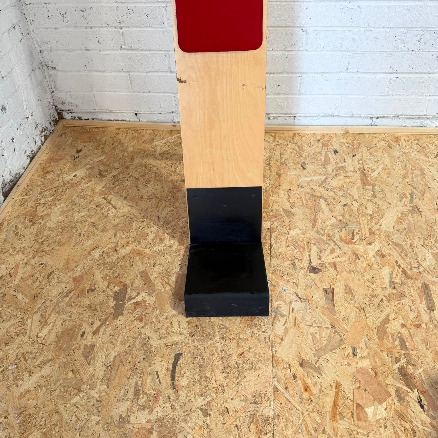 Vintage Kinnarps WSB Standing Stool Swedish Ergonomic Leaning Chair Beech & Red