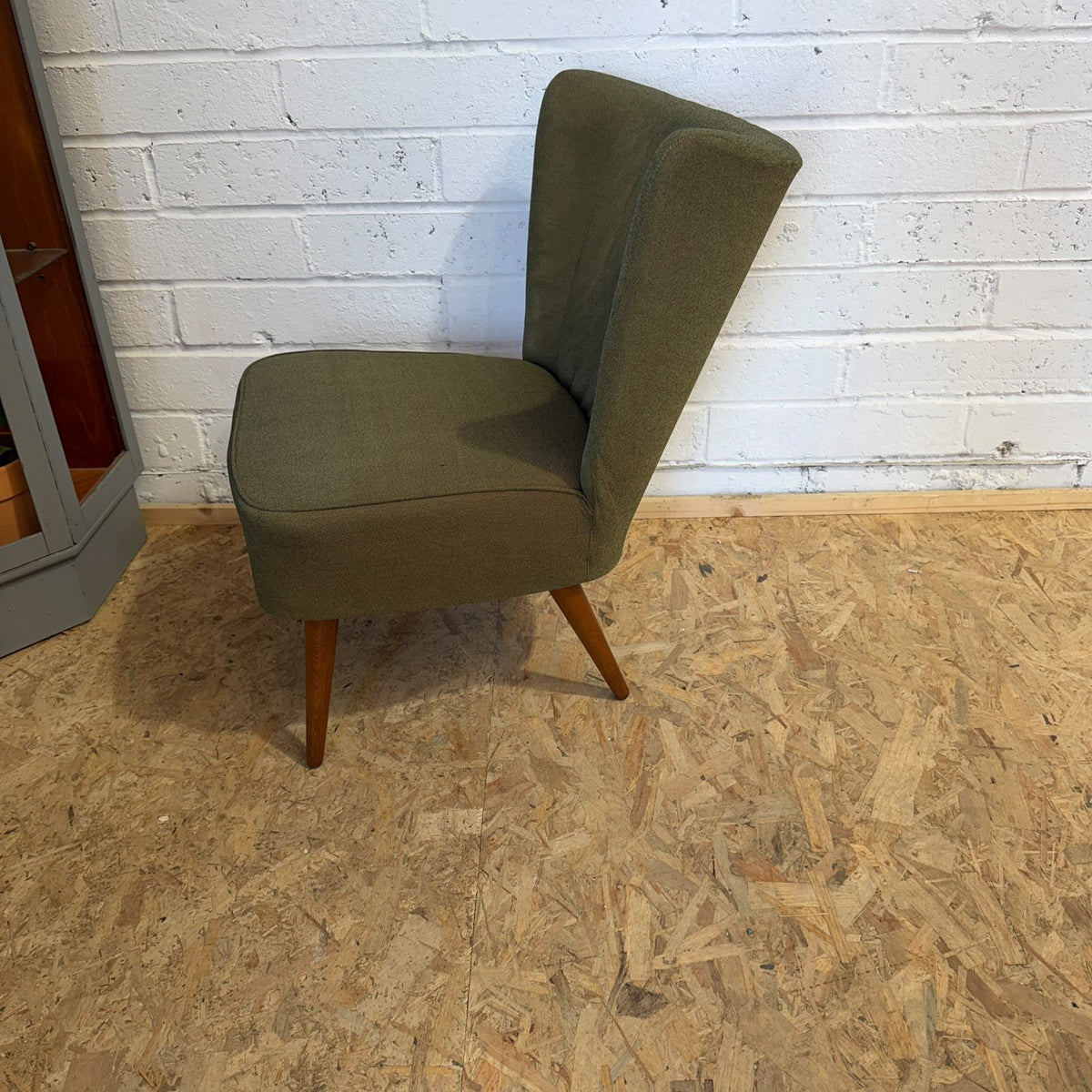 Vintage Upholstered Cocktail Accent Chair Green Teak Tapered Legs Mid Century
