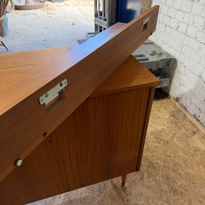 Beaver & Tapley 33 Floating Shelf Mid Century 44” 112cm Teak With Fixing