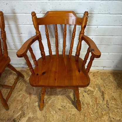 6 Pine Farmhouse Chairs 2x Carvers Varnished Turned Legs & Stretchers