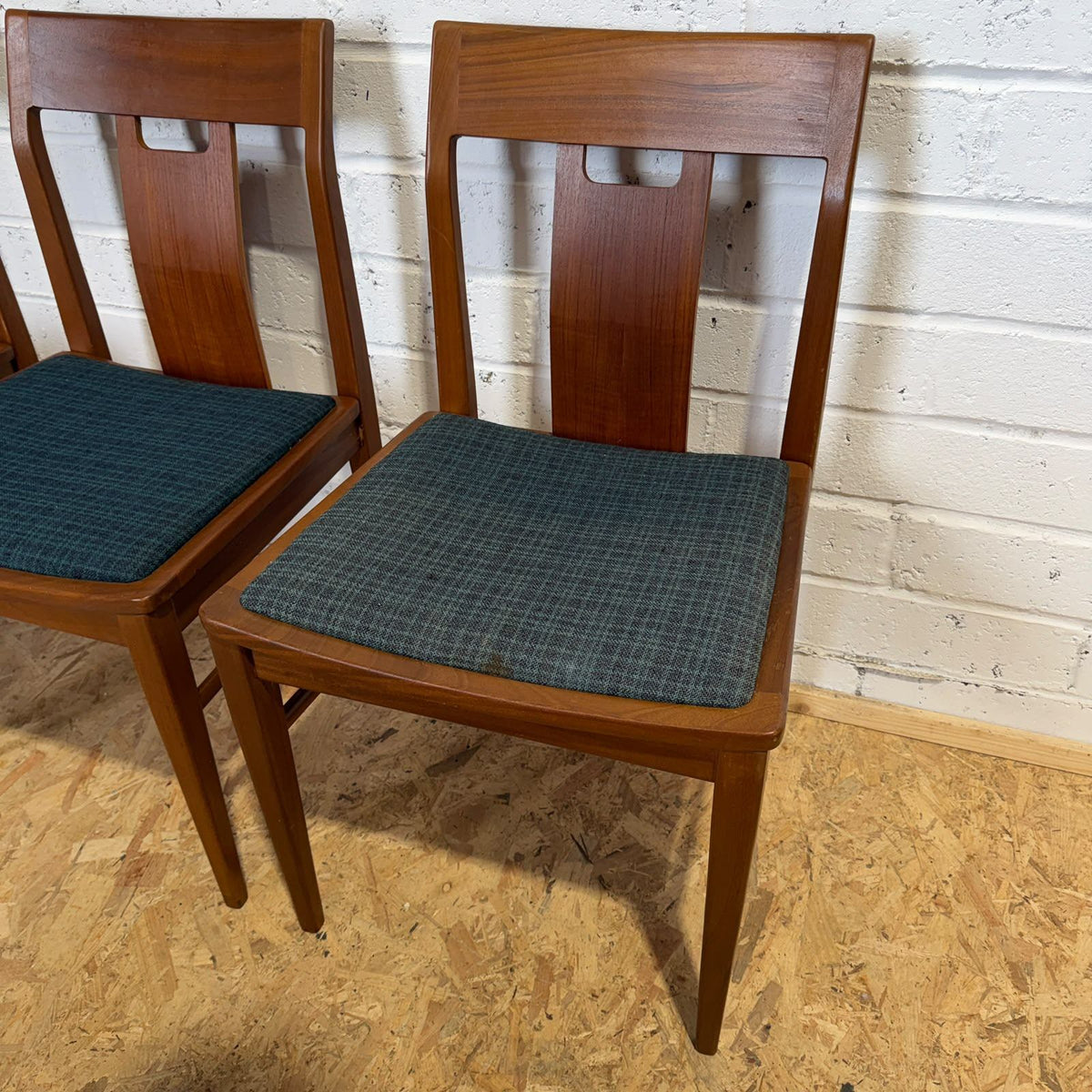 4 Vintage Nathan Mid Century Teak Dining Chairs One Carver Upholstered Seats