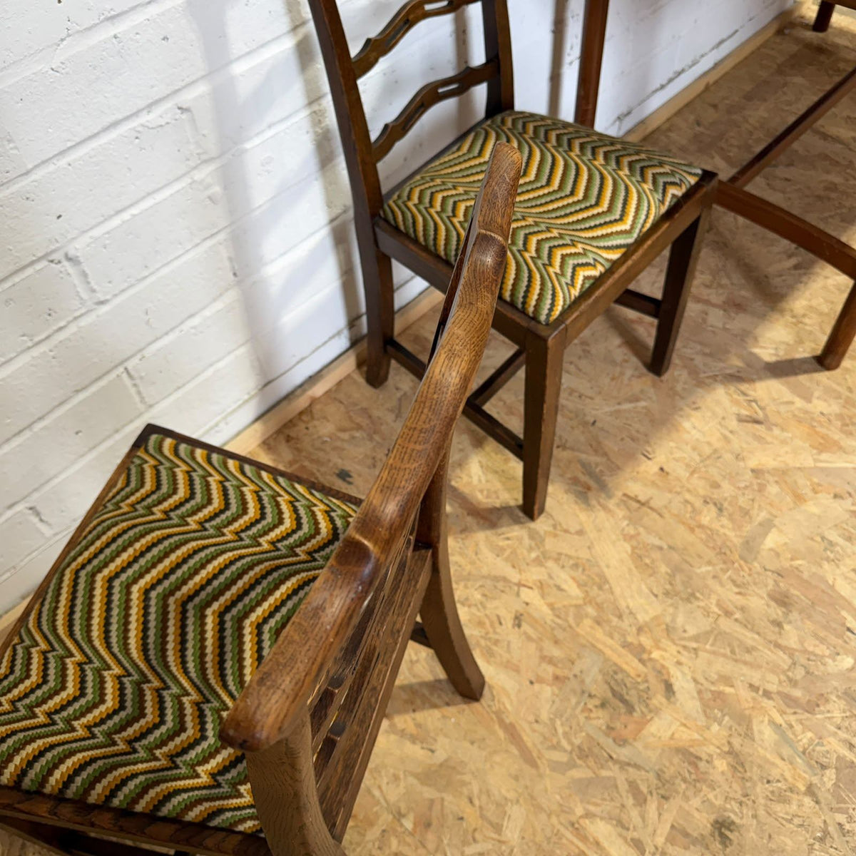 Pair Early 20thC Oak Dining Chairs Upholstered Drop In Seats Ladder Back