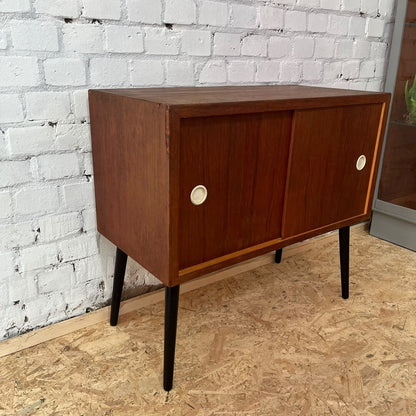 Mid Century Record Unit On Tapered Legs Plywood Original Handles Vinyl TV Unit