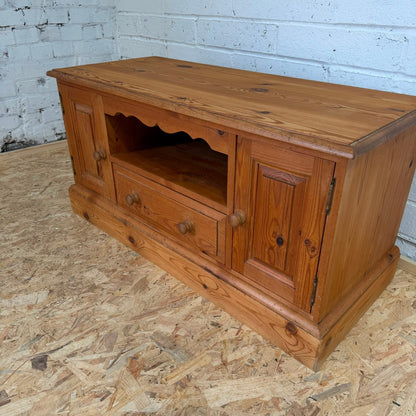 Low Pine Window Seat Media Unit 2 Cupboards Shelf Over Drawer