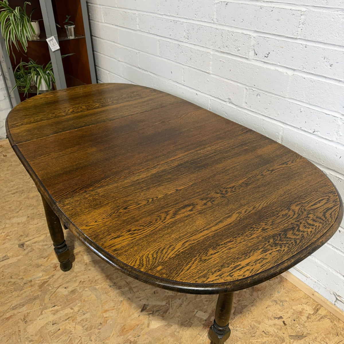 Antique Oak Drop Leaf Dining Table Seats 6/8 Turned Legs