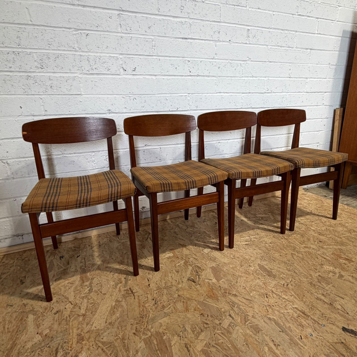 4x Mid Century Teak Danish Style Dining Chairs Upholstered Seats MCM