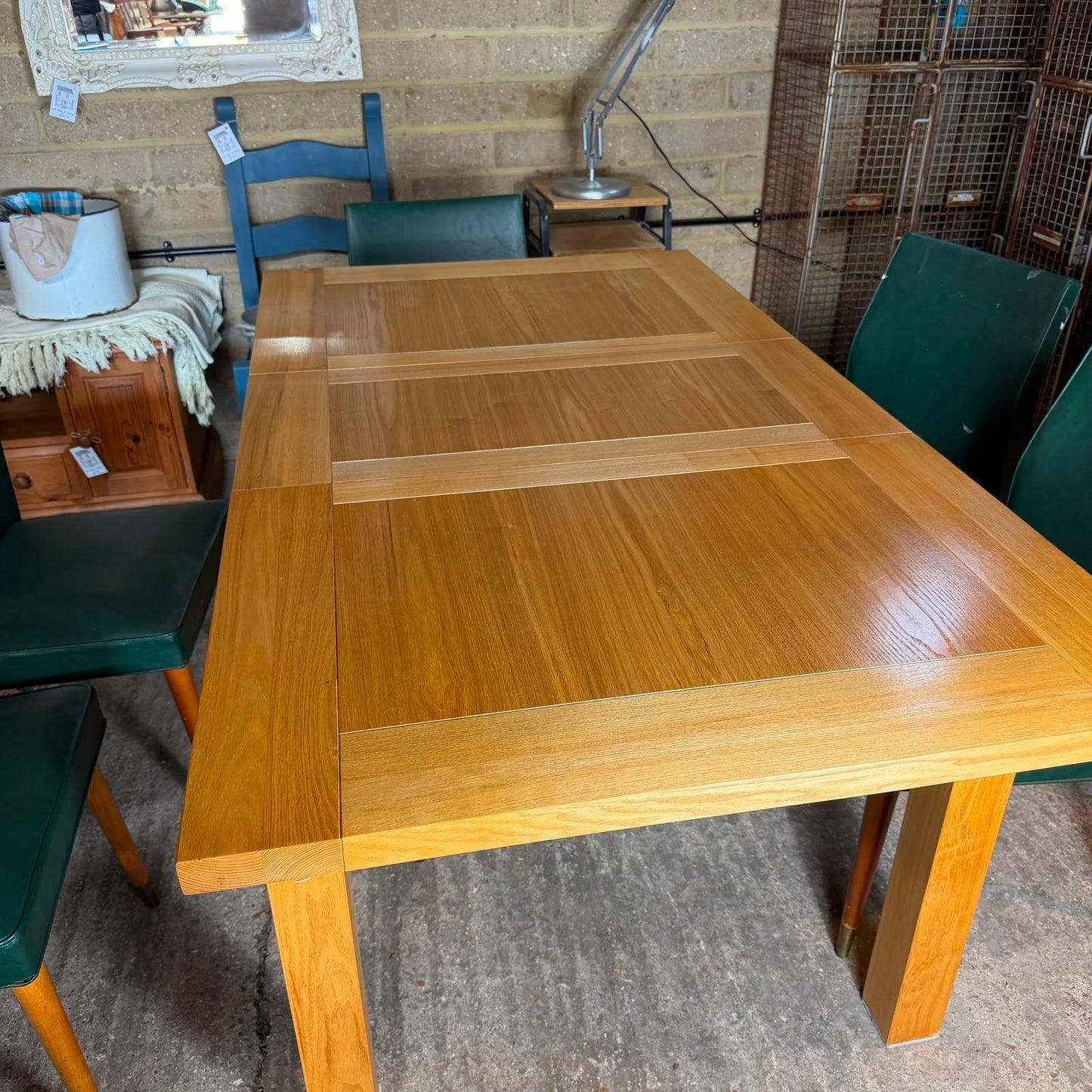 Oak Furniture Land Extending Dining Table Square Legs Heavy Seats 6