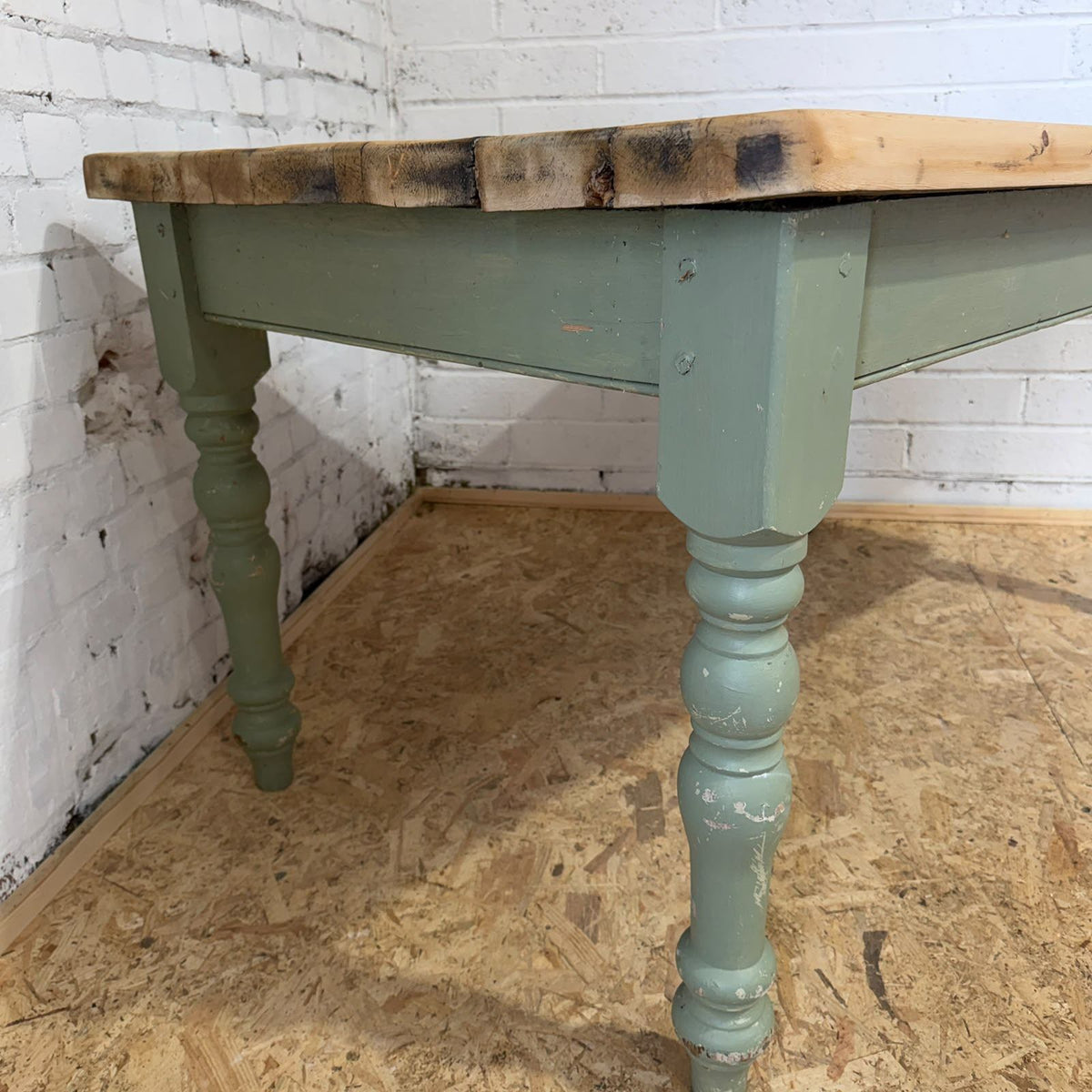 Vintage Rustic Pine Farmhouse Dining Table Distressed Sanded Top 5ft Seats 6