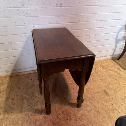 Antique Oak Drop Leaf Dining Table Seats 6/8 Turned Legs