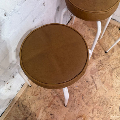 4 Retro Mid Century Upholstered Metal Frame Stools Faux Leather Seats