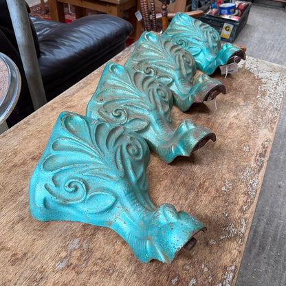4 Antique Victorian Cast Iron Claw Bath Feet Green Great Patina Fleur De Lys