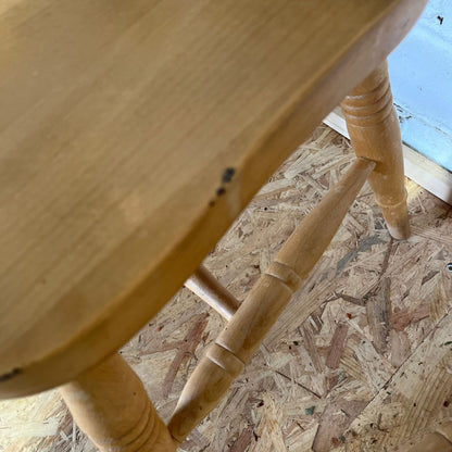 4 Beech Farmhouse Kitchen Chairs Turned Legs Scrolled Backs