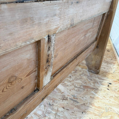 Antique Victorian Pitch Pine Church Chapel Pew 5.5ft Gothic Style
