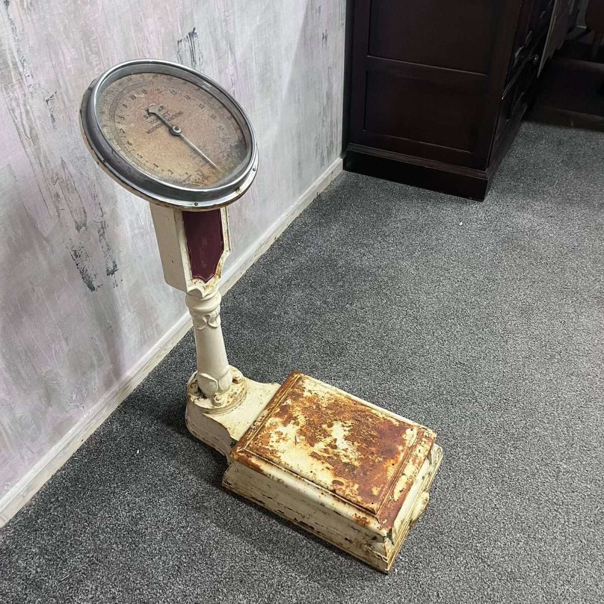 Vintage Salter Model 218 Iron Shop Scales Cream Great Rusted Patina