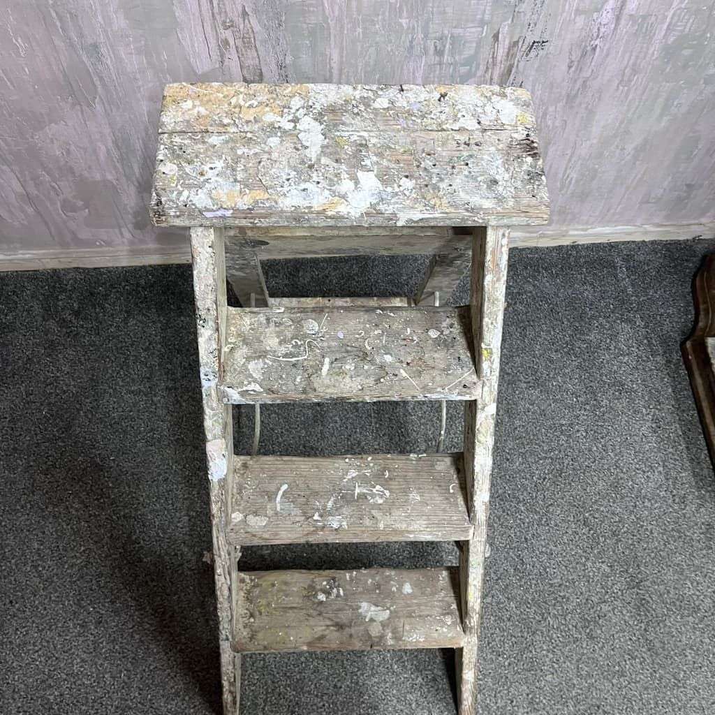 Vintage Painted Stepladder 3 Treads Platform Home Retail Prop