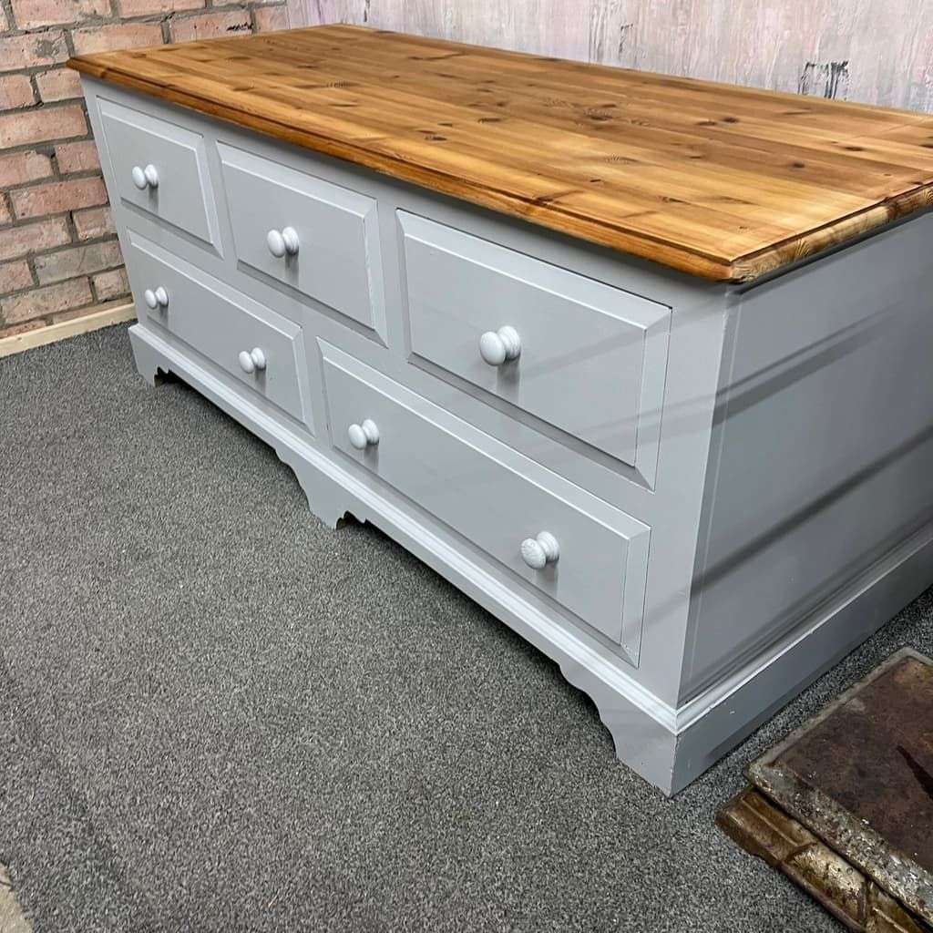 Modern Painted Long Pine Sideboard 5 Drawers Pale Grey Sanded Top Knob Handles