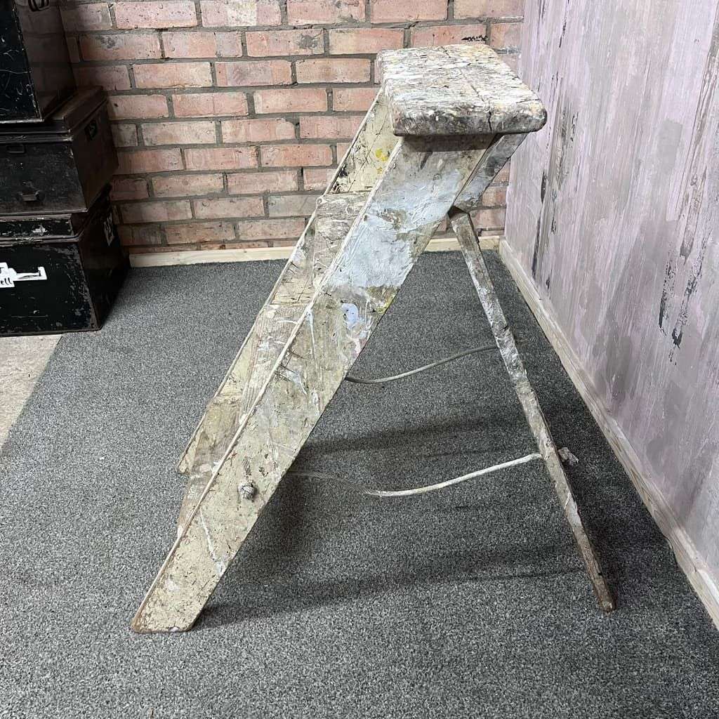 Vintage Painted Stepladder 3 Treads Platform Home Retail Prop
