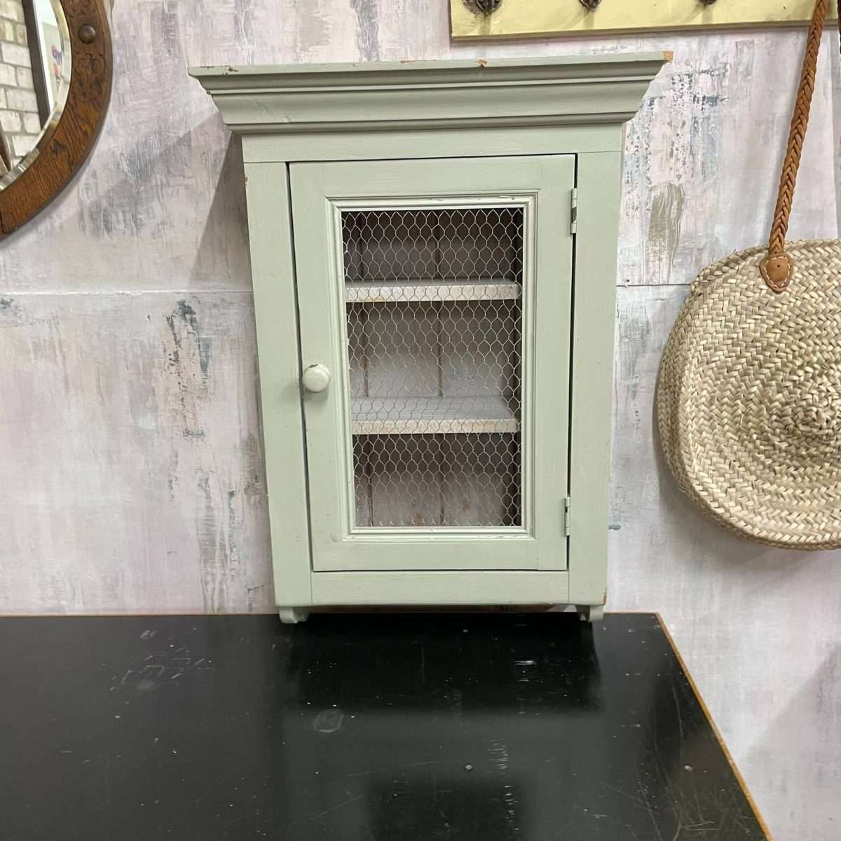 Painted Shabby Chic Kitchen Wall Cupboard 2 Shelves Chicken Wire Door